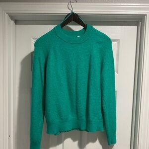 Emerald Green Sweater. Zara, apres ski.